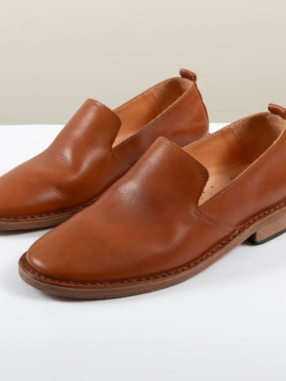 Men's Classic Tan Leather Slip-On Loafers